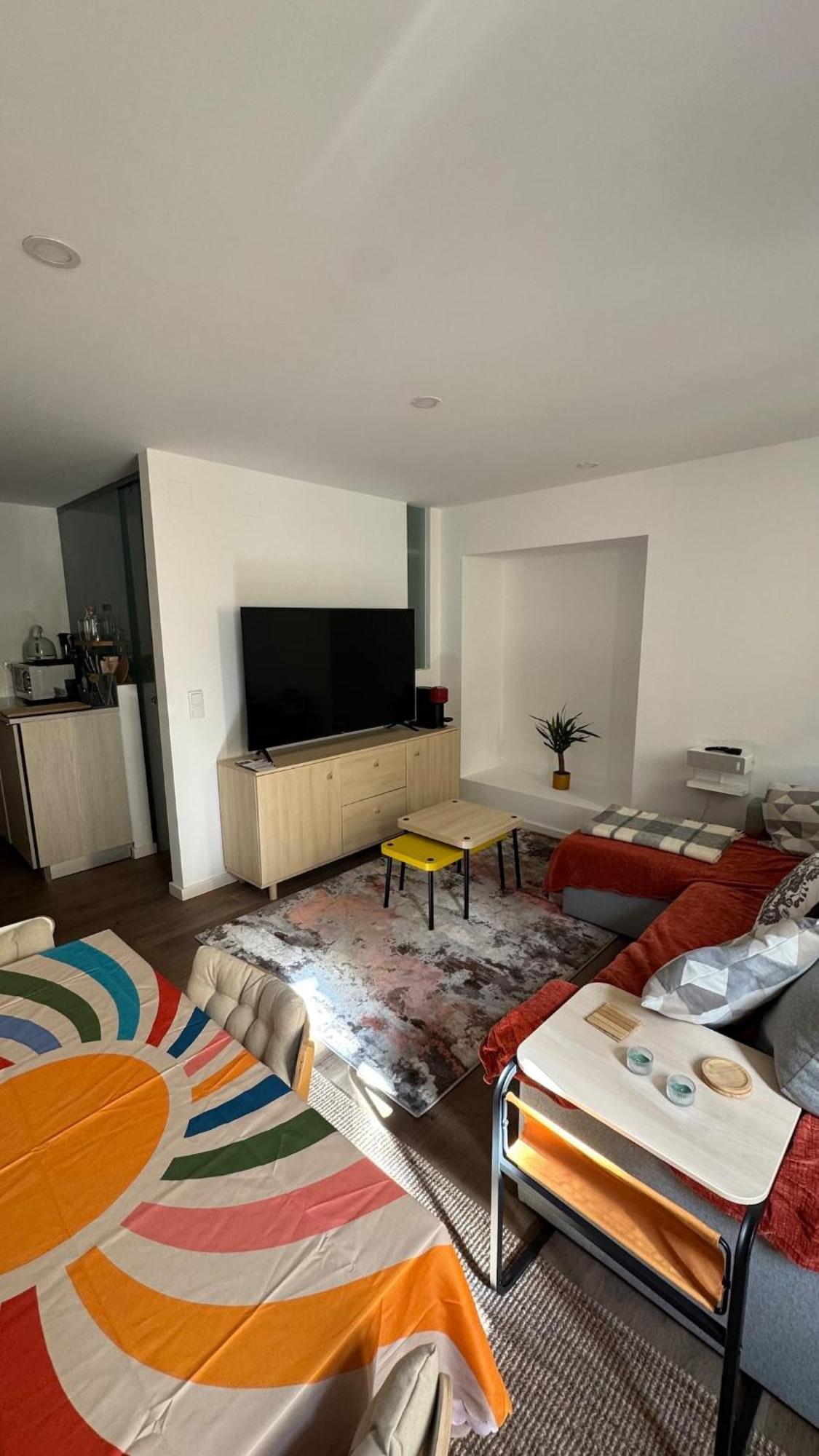 Modern Cozy In Lisbon